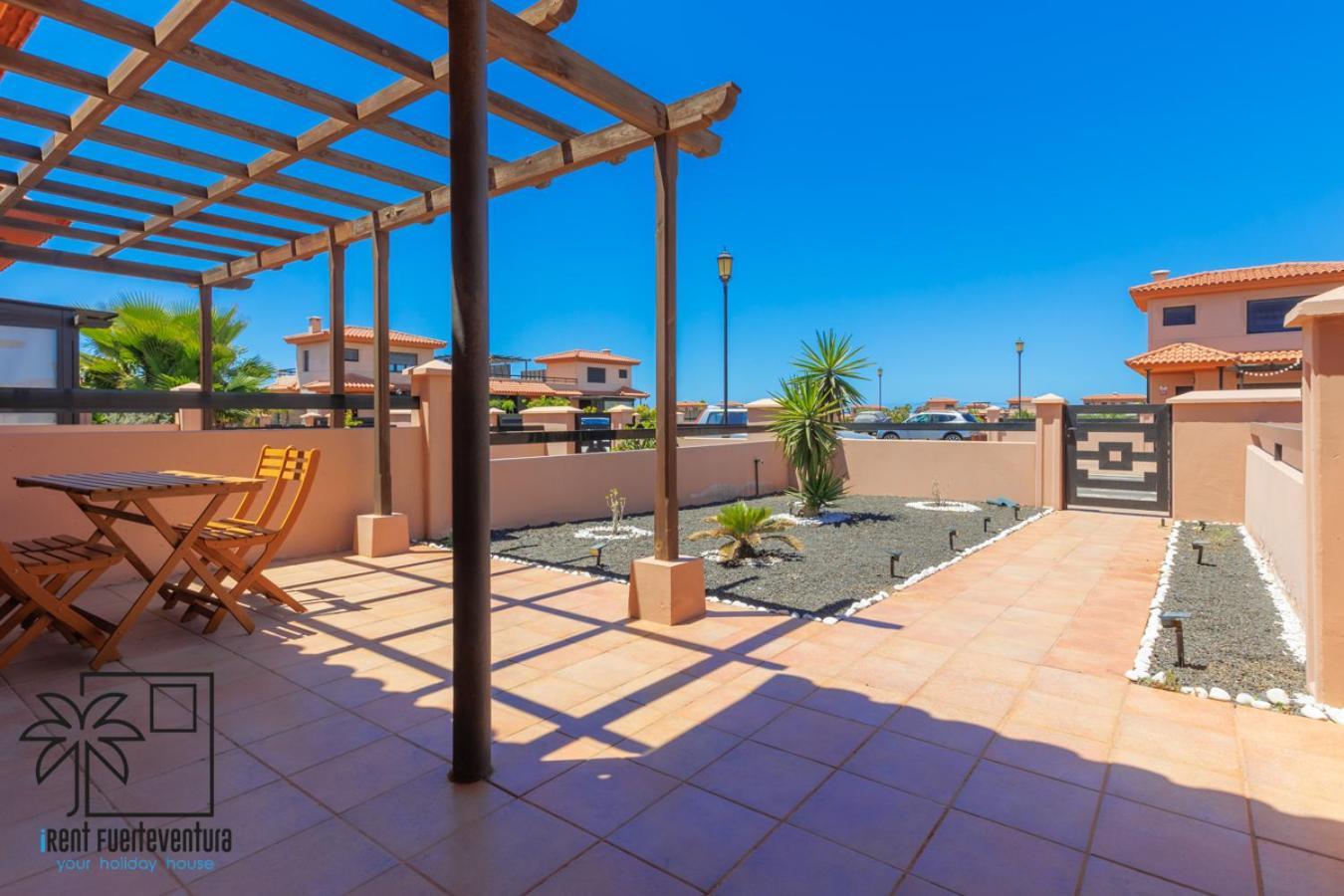 Casa De Los Viajeros Majanicho Irent Fuerteventura Villa Corralejo Luaran gambar