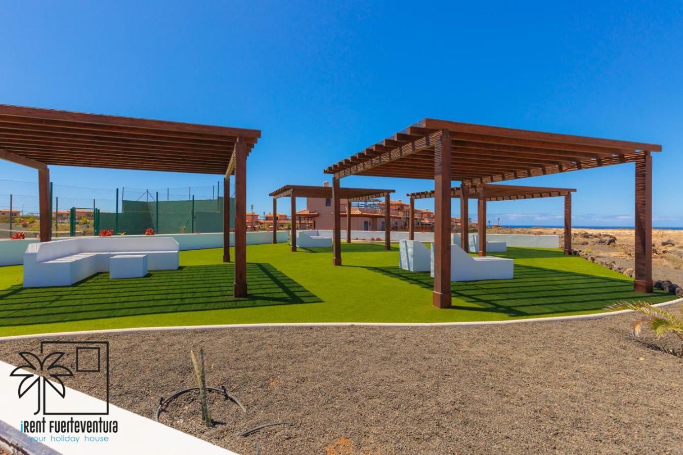 Casa De Los Viajeros Majanicho Irent Fuerteventura Villa Corralejo Luaran gambar